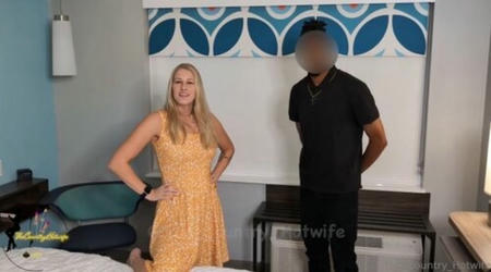 OnlyFans – The Country Hotwife New Year Bull (25 01 14)